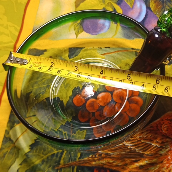 Handblown Glass Bowl with HandBlown Chilli Pepper 6" x 2" Green Rim Kitchen Art - Picture 4 of 10